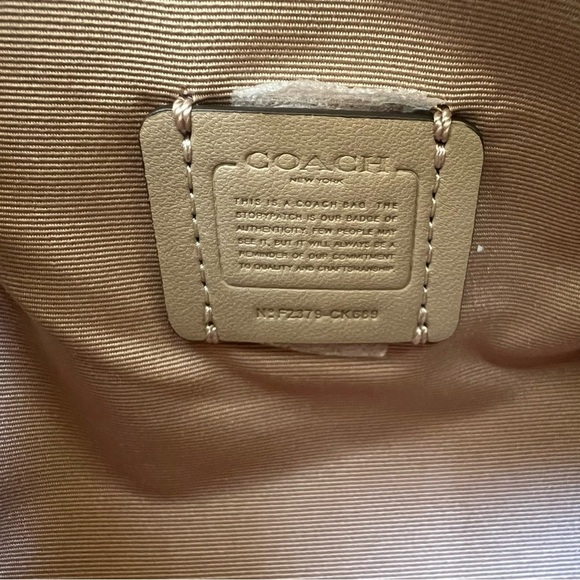 🤍🔹️COACH 🔹️Lacey Barrel Crossbody Signature Canvas Gold Light Khaki Chalk - Picture 9 of 12
